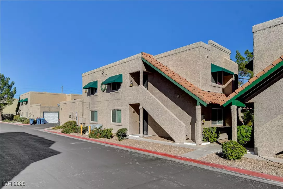Las Vegas, NV 89146,6750 DEL REY AVE #221