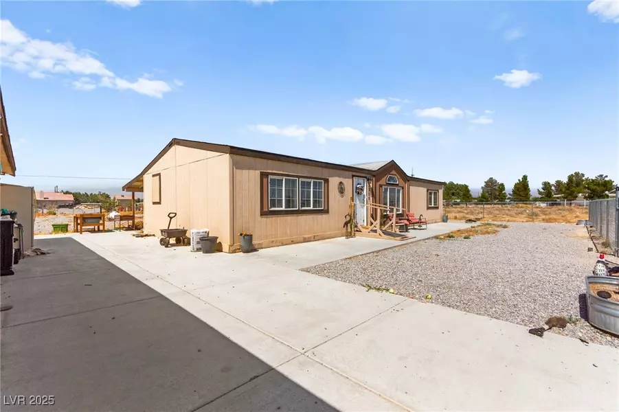 3300 E Navajo BLVD, Pahrump, NV 89061