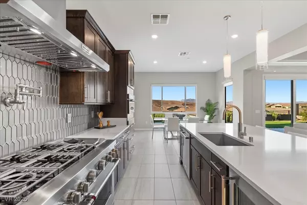 Henderson, NV 89011,70 Aster Beach AVE