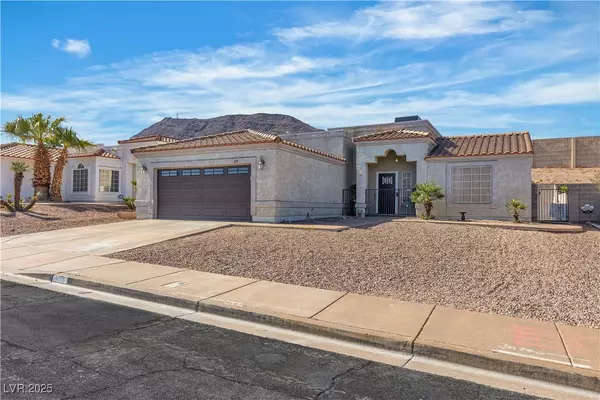 Henderson, NV 89015,475 Opal DR