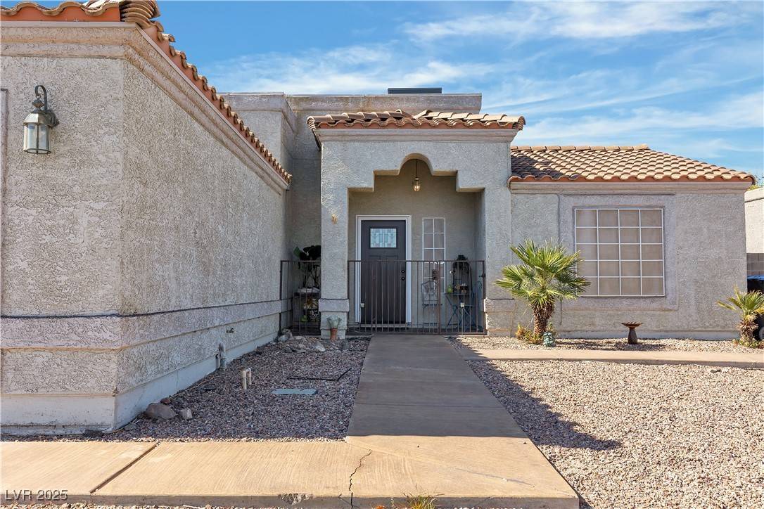 Henderson, NV 89015,475 Opal DR