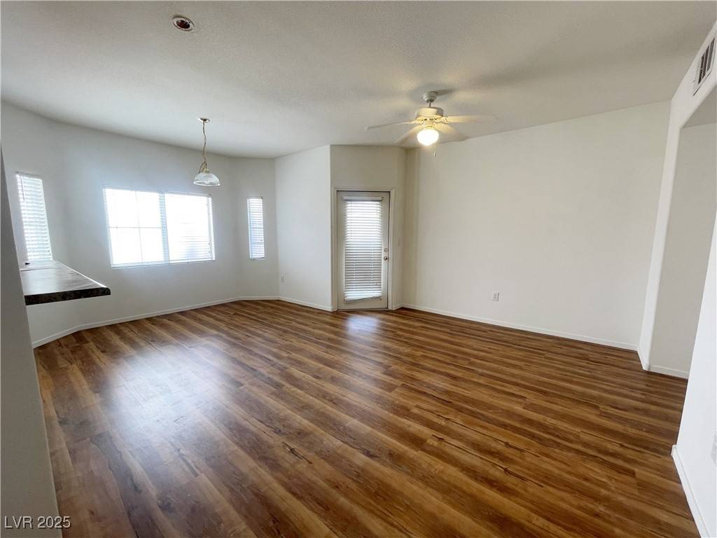 Las Vegas, NV 89113,6160 Rumrill ST #234
