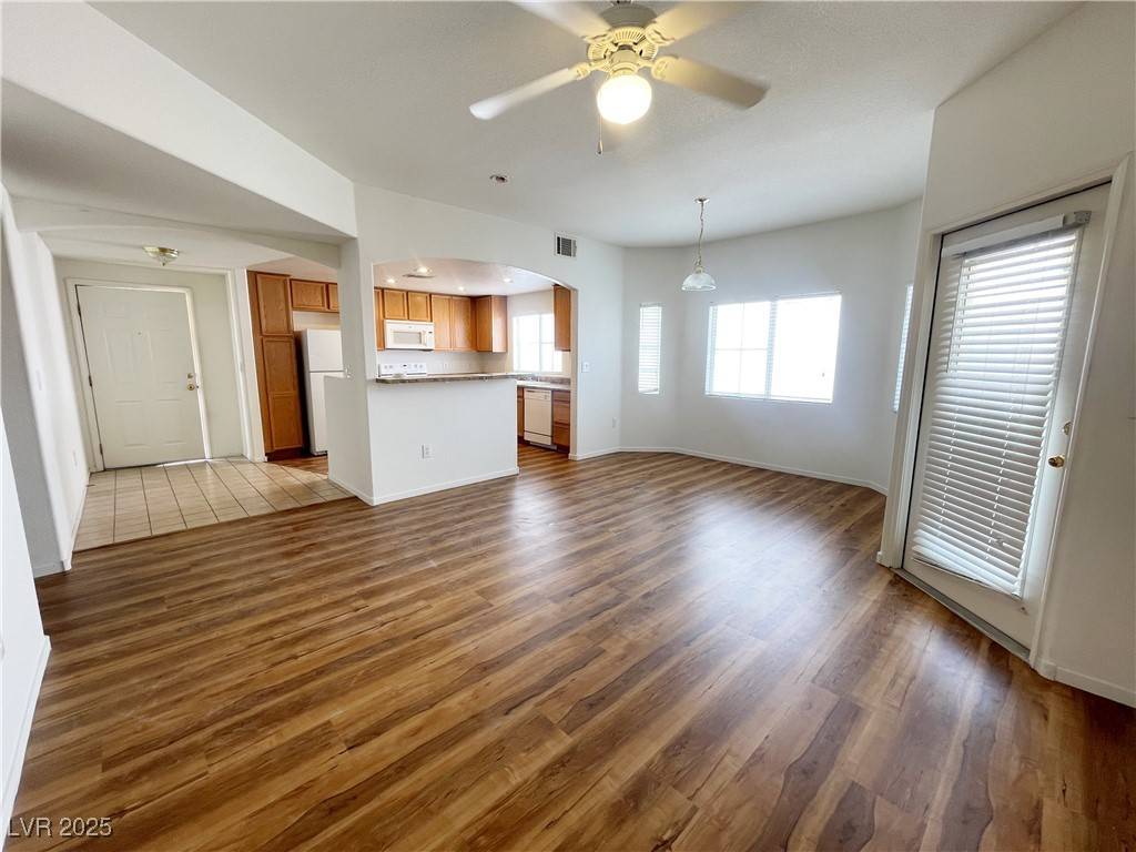 Las Vegas, NV 89113,6160 Rumrill ST #234