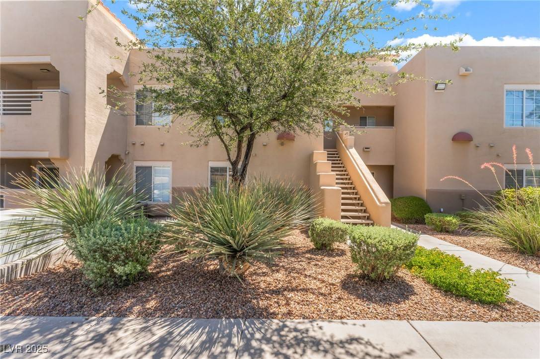 1908 Tierra Vista DR #105, Las Vegas, NV 89128