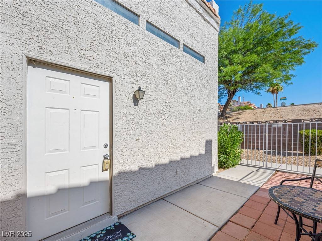 Laughlin, NV 89029,2214 Pebble Creek LN