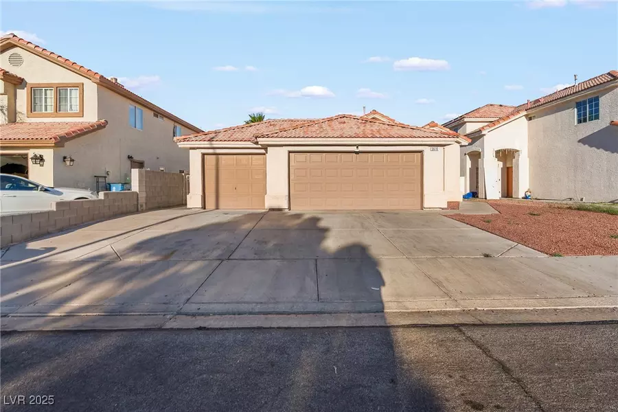 5616 Royal Castle LN, Las Vegas, NV 89130