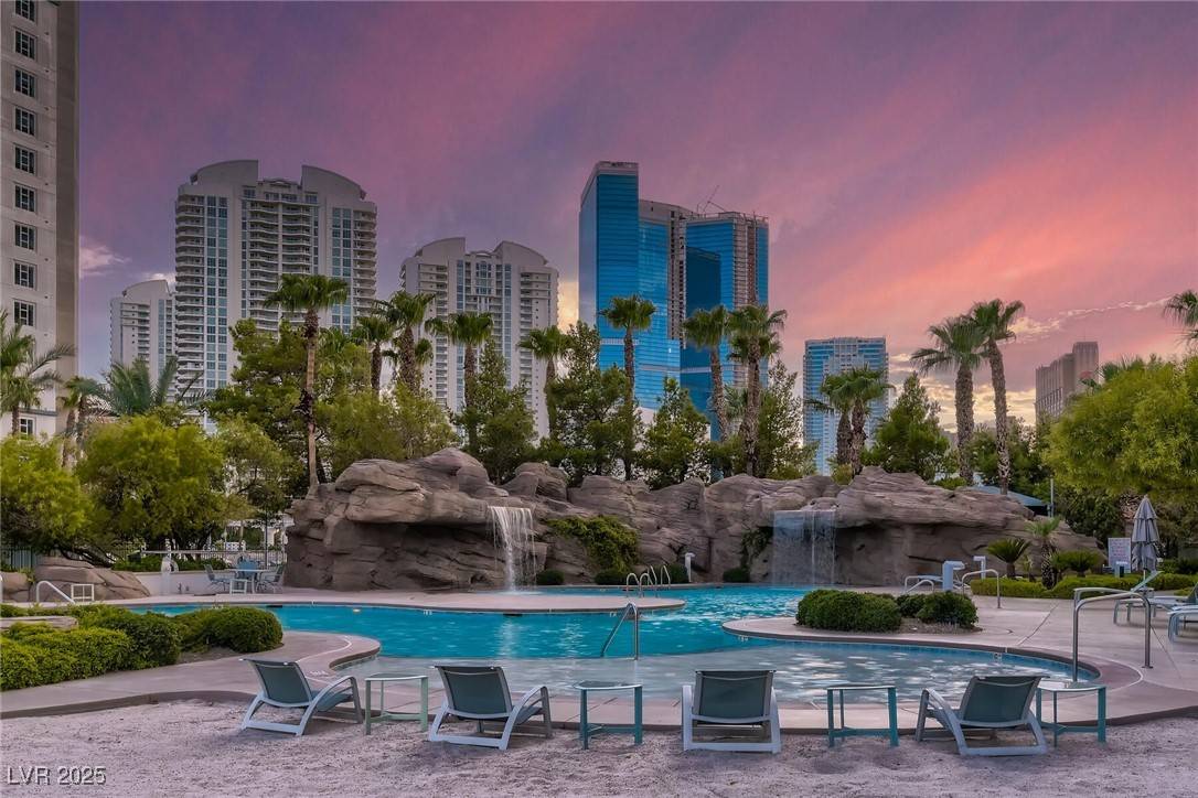 Las Vegas, NV 89109,322 Karen AVE #506