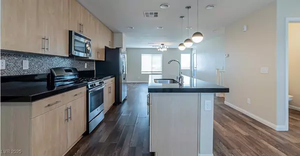 9050 W Tropicana AVE #1072, Las Vegas, NV 89147
