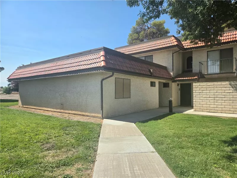 671 Bourbon ST #H5, Pahrump, NV 89048
