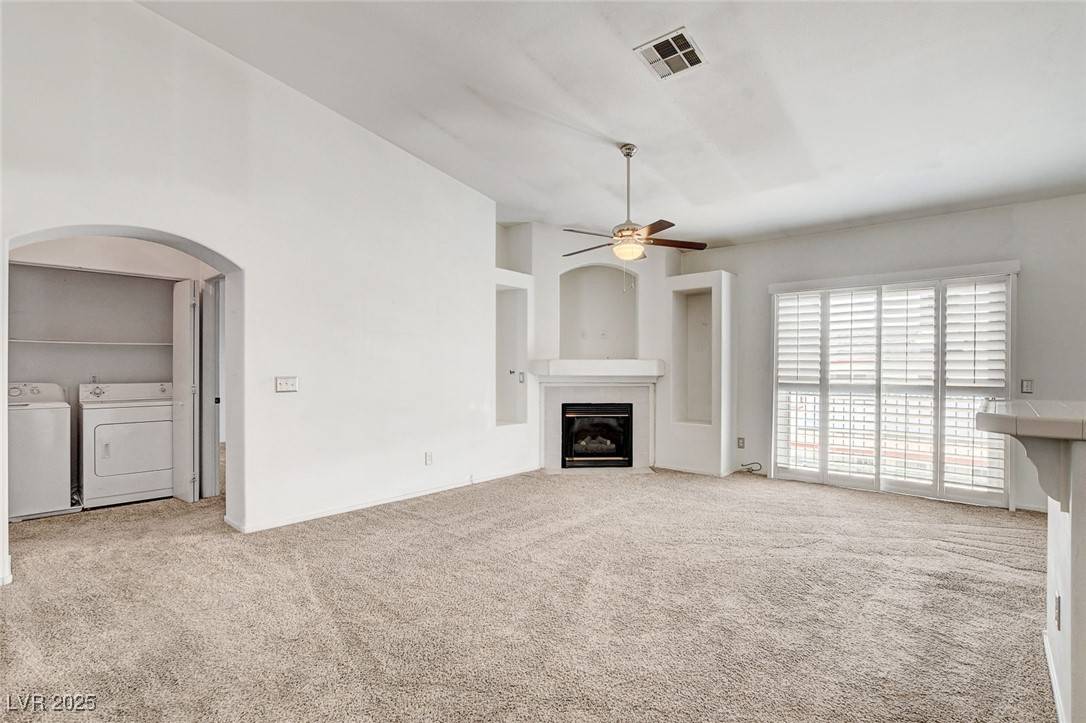 Las Vegas, NV 89156,6201 E Lake Mead BLVD #223