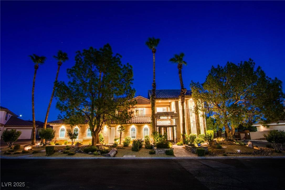 1890 Pago CT, Las Vegas, NV 89117