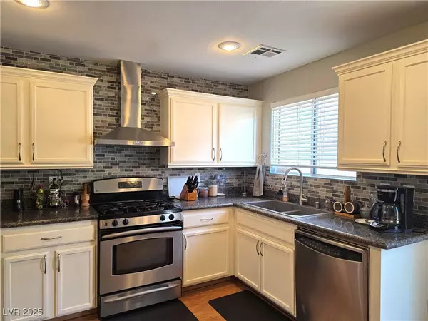 Las Vegas, NV 89148,5634 Moccasin Point ST