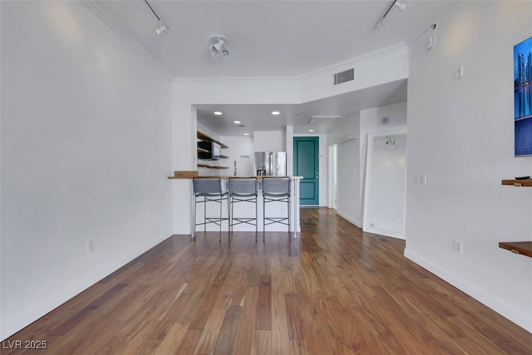 Las Vegas, NV 89123,47 E Agate AVE #204