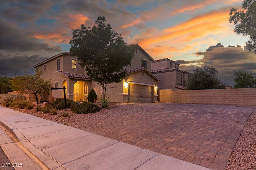 Las Vegas, NV 89148,8862 Nannette Marie CT