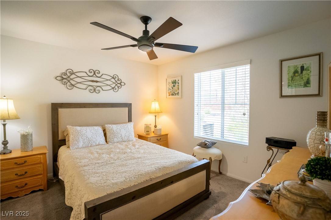 Henderson, NV 89015,662 Foam Flower LN