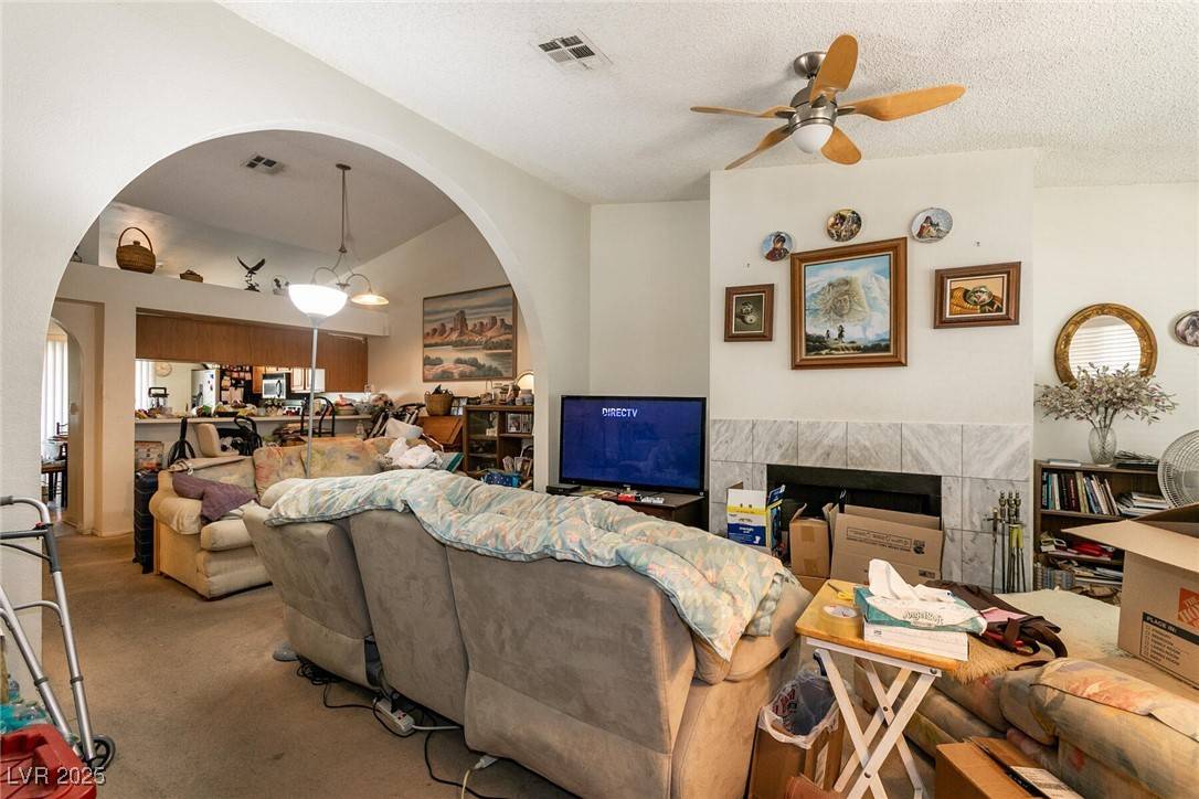 Las Vegas, NV 89119,1380 Di Blasi DR #102