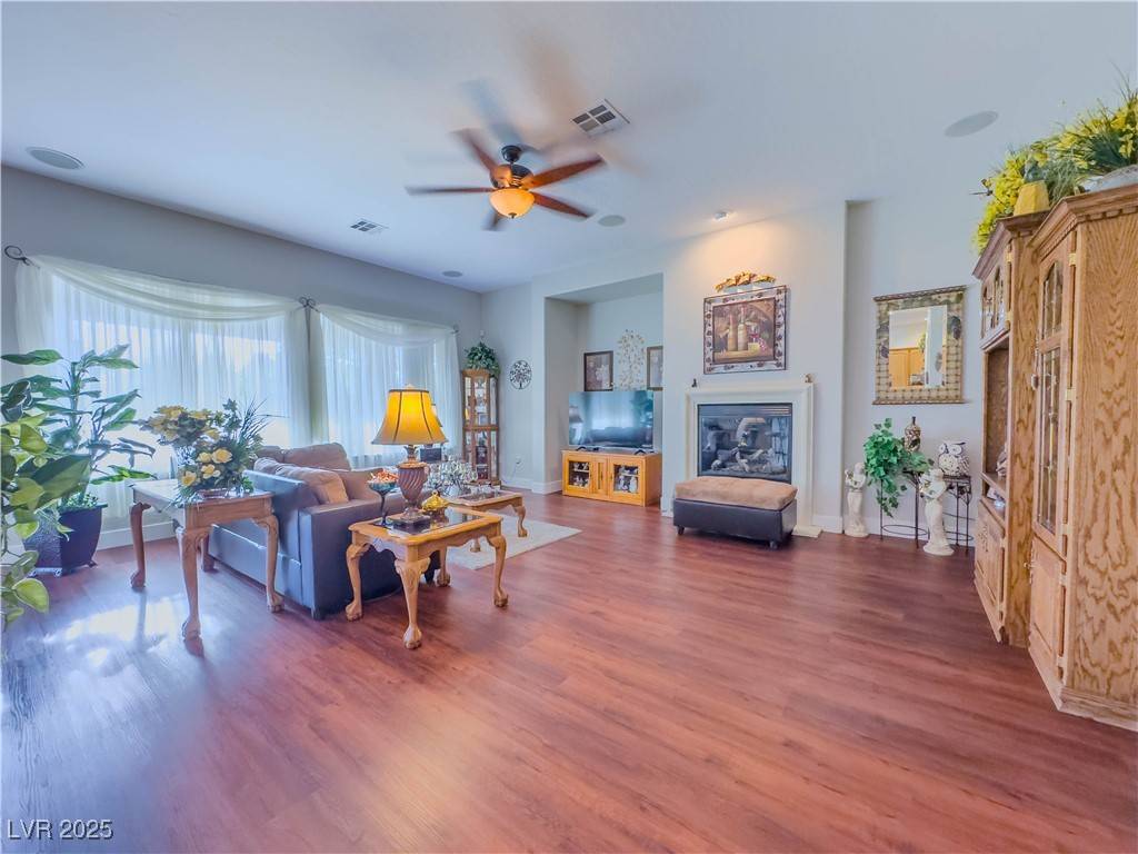 North Las Vegas, NV 89084,7225 Millerbird ST