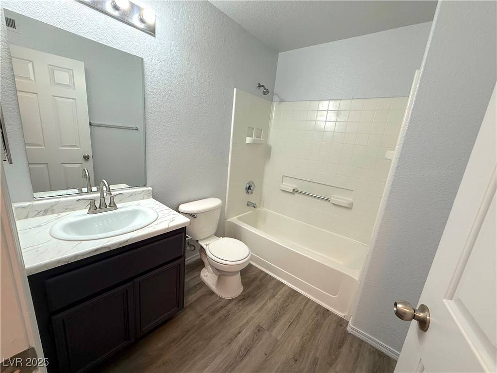 Las Vegas, NV 89115,4730 E Craig RD #2101