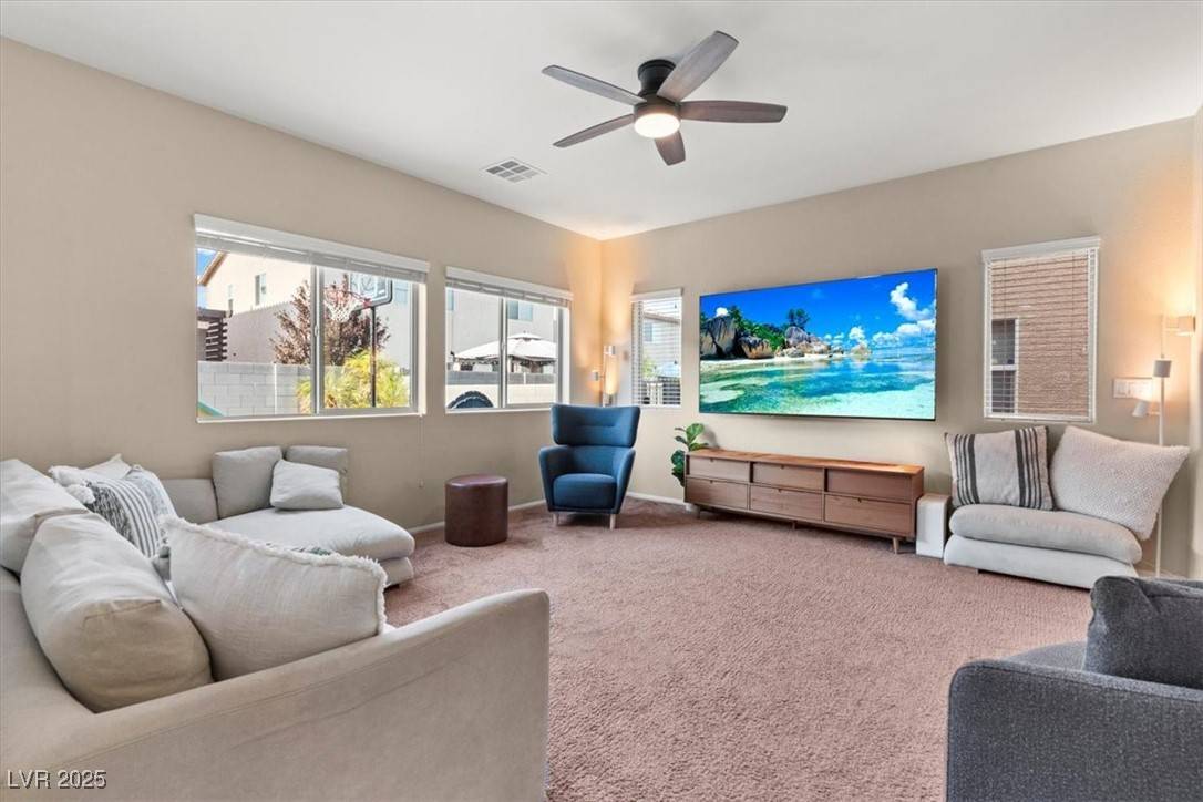 North Las Vegas, NV 89031,1404 Gilbert Creek AVE