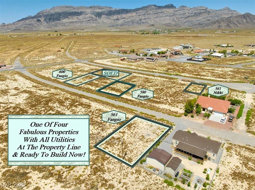Pahrump, NV 89060,561 W Nikki WAY