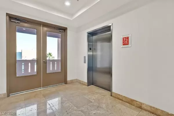 Las Vegas, NV 89123,59 E Agate AVE #406