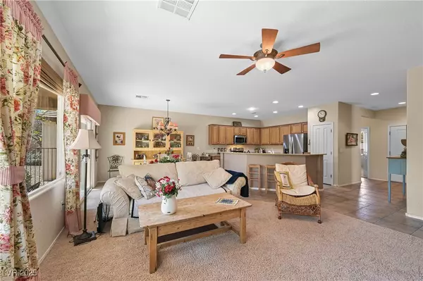 Henderson, NV 89044,2467 Moonlight Valley AVE