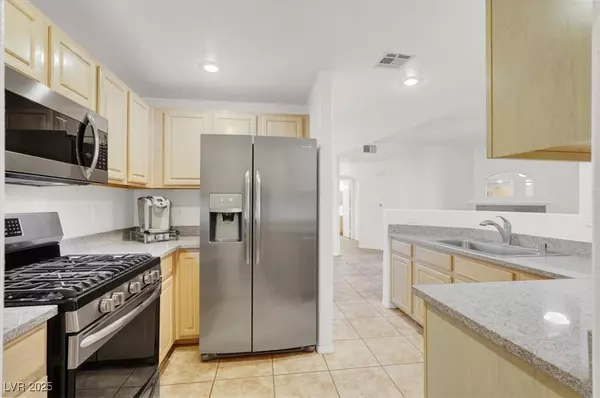Las Vegas, NV 89145,121 Emerald Forest ST #104