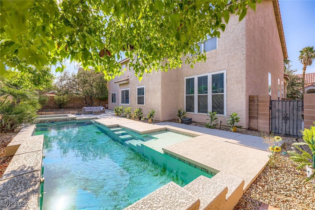 Las Vegas, NV 89123,329 Kenya RD
