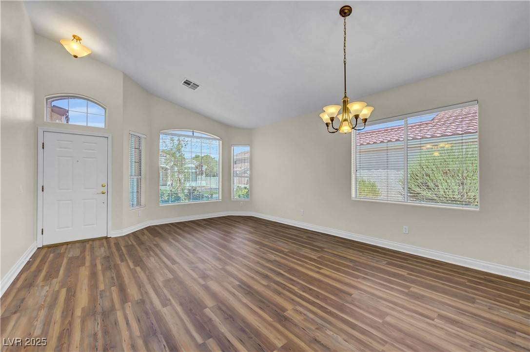 Las Vegas, NV 89129,3520 Round Valley WAY