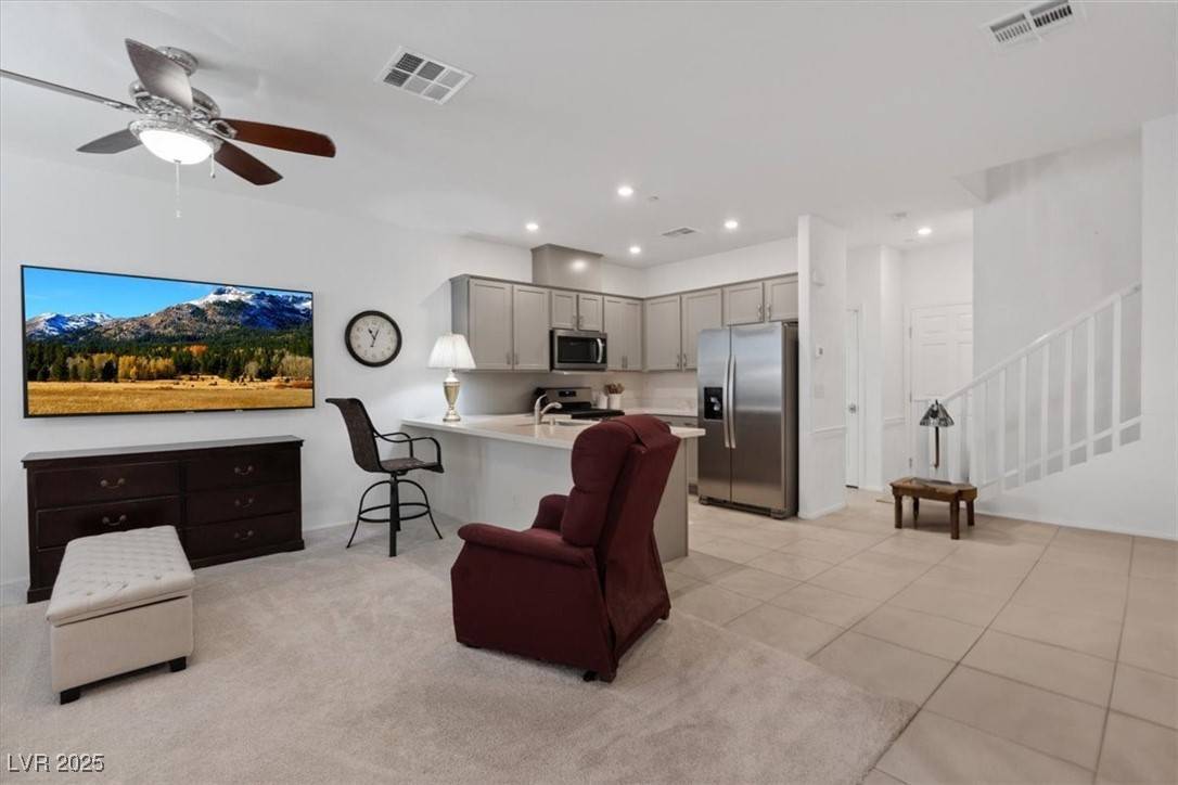 Henderson, NV 89015,480 Filaree PL