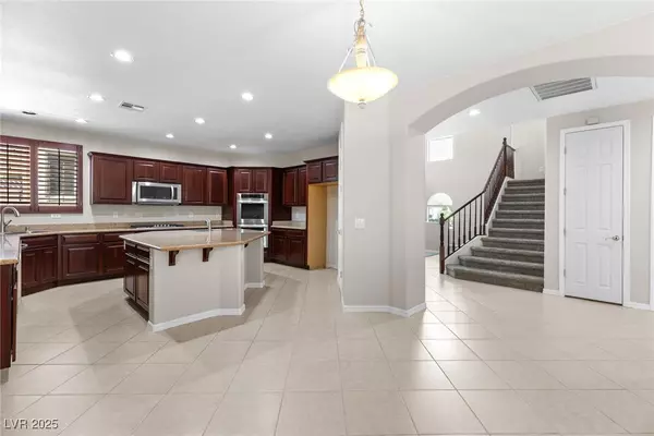 Las Vegas, NV 89131,8025 Villa Belen ST