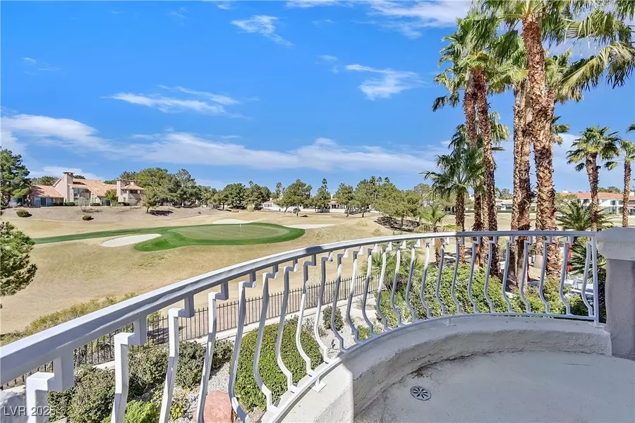 8460 Carmel Ridge CT, Las Vegas, NV 89113