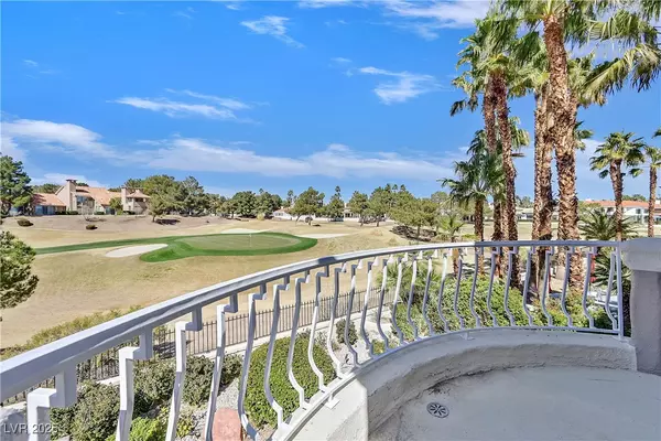 8460 Carmel Ridge CT, Las Vegas, NV 89113