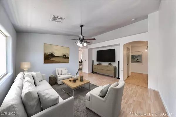 Henderson, NV 89015,990 Ridge Path AVE