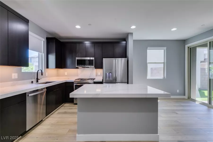 649 Tranquil Jade ST, Las Vegas, NV 89138
