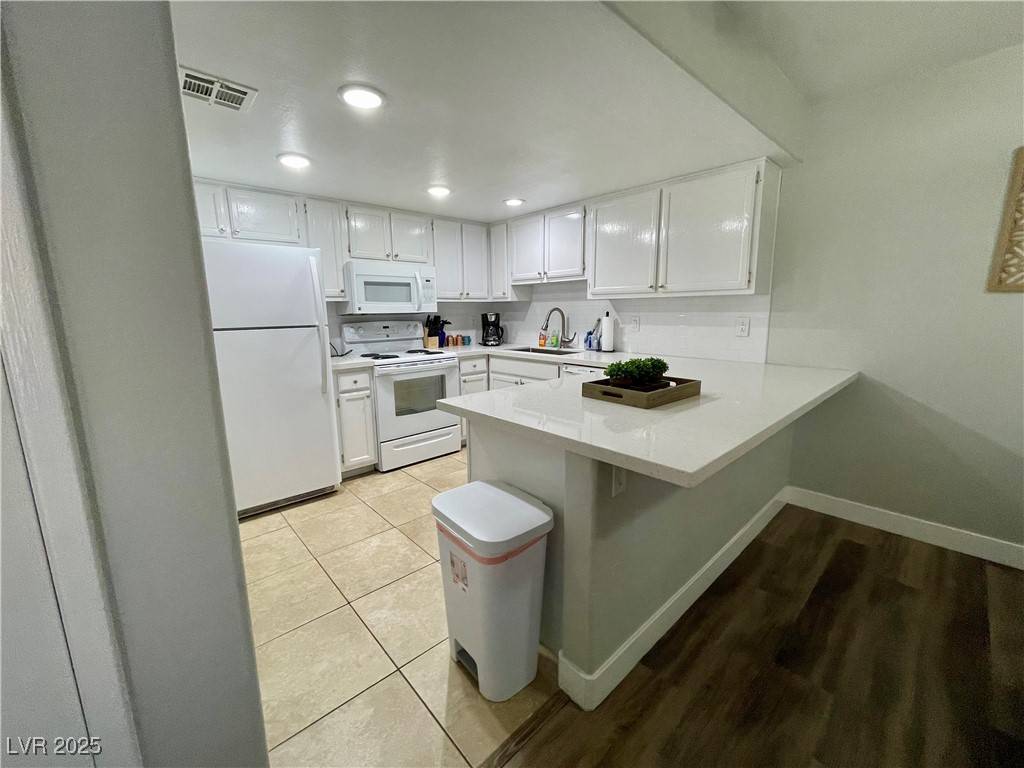 Las Vegas, NV 89117,3450 Erva ST #248