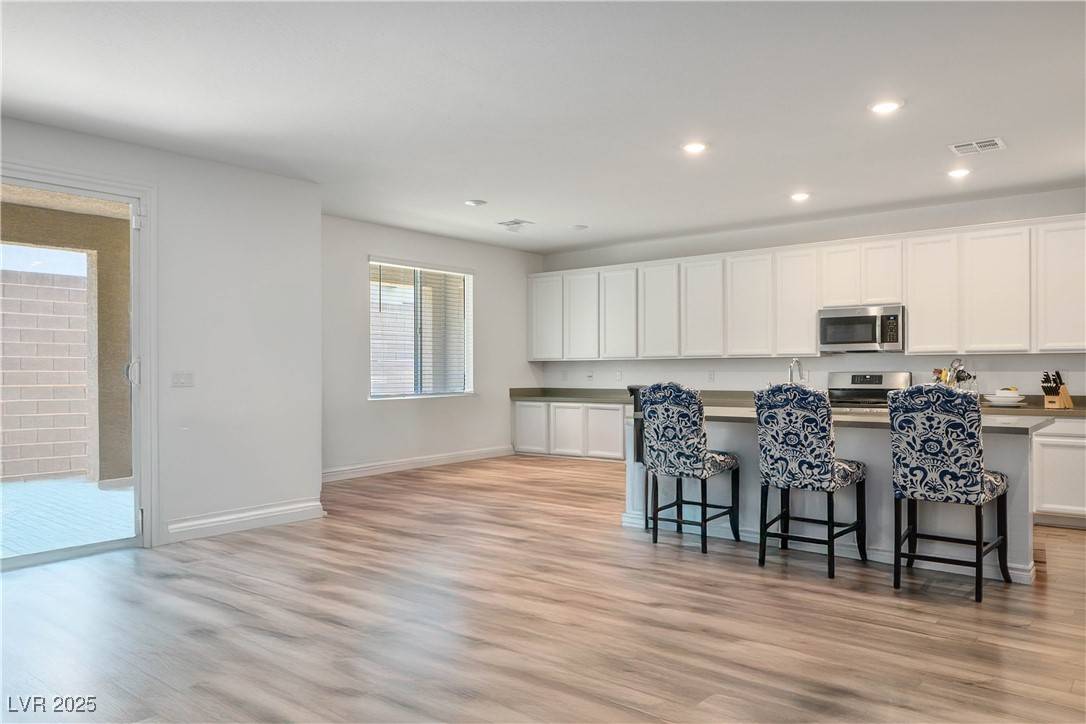 Las Vegas, NV 89156,6839 Greensmen AVE