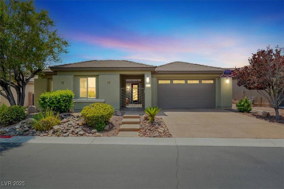 8161 Bay Colony ST, Las Vegas, NV 89131