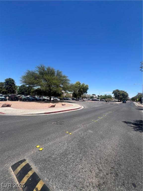 Las Vegas, NV 89119,797 E Harmon AVE #7