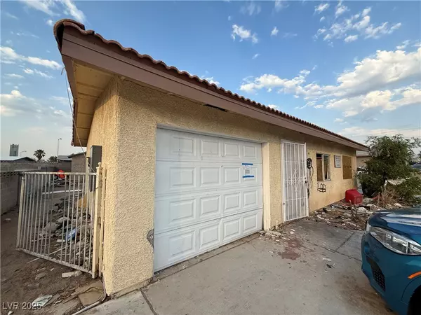 4545 W Desert Inn RD, Las Vegas, NV 89102