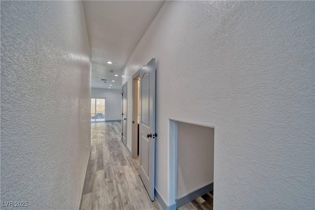 Pahrump, NV 89048,384 E erin ST #3