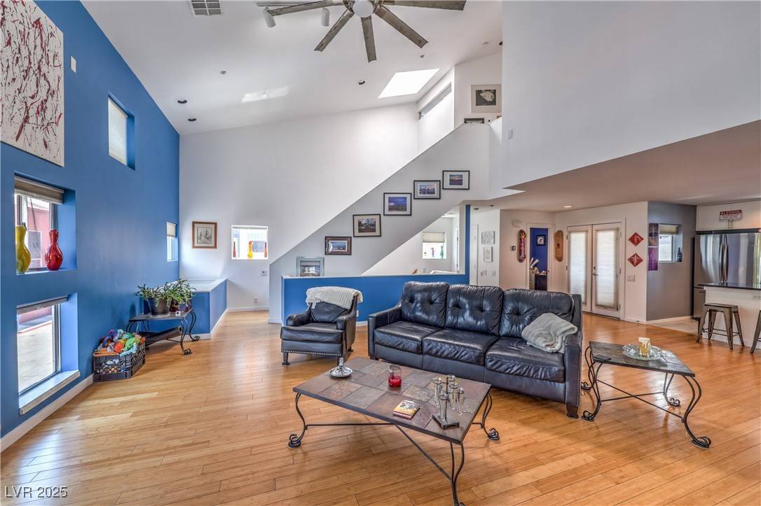 223 Tower ST, Las Vegas, NV 89101