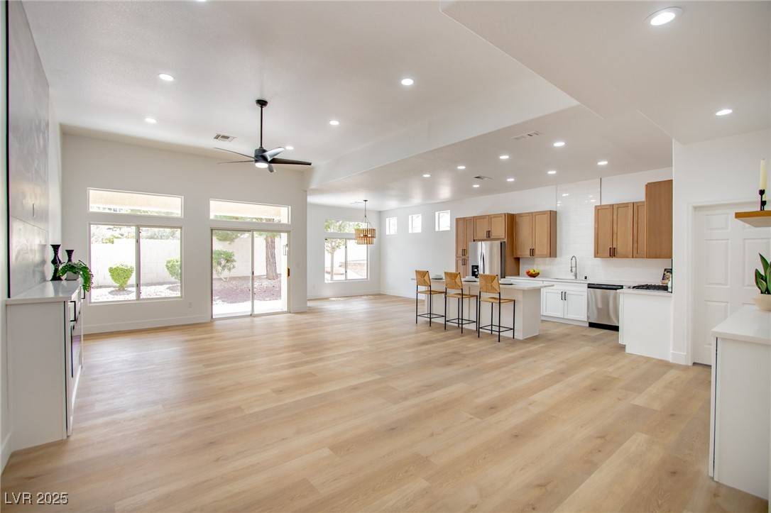 Las Vegas, NV 89134,10405 Junction Hill DR