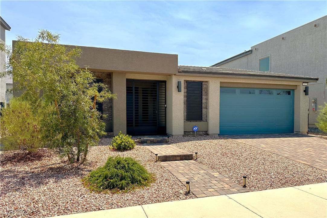 Las Vegas, NV 89113,7177 W Camero AVE
