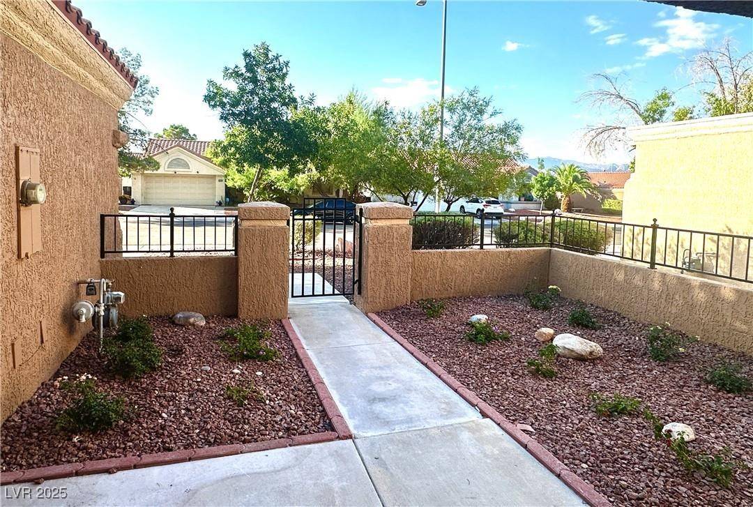 Las Vegas, NV 89134,9001 Marble DR