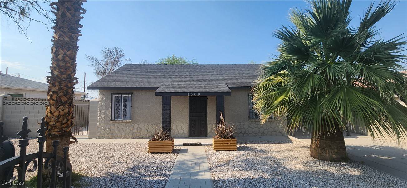 1608 E McDonald AVE, North Las Vegas, NV 89030
