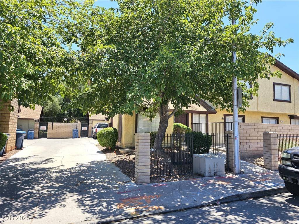 4565 Sirius, Las Vegas, NV 89102