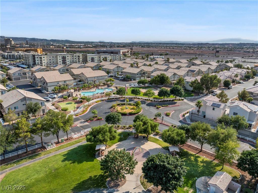 Henderson, NV 89011,5939 Trickling Descent ST #102