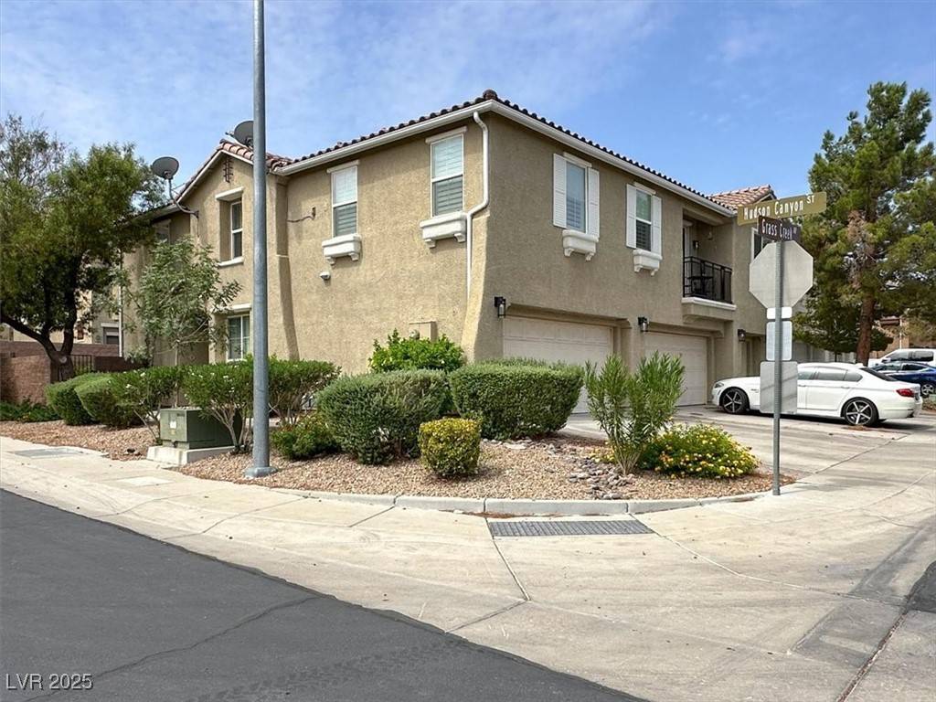 1323 Grass Creek AVE #2, Henderson, NV 89012