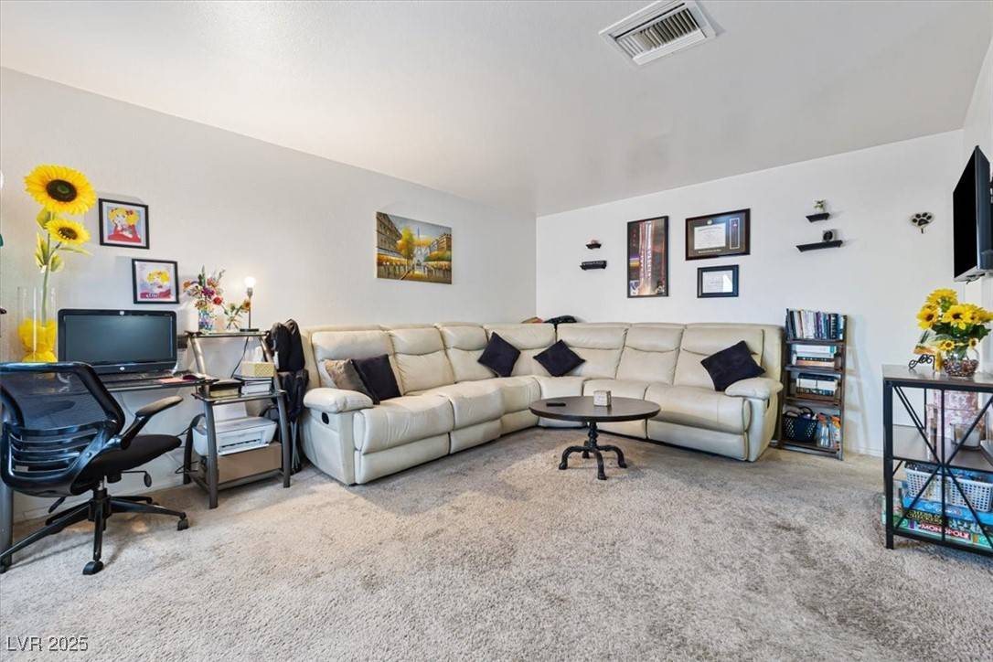 Las Vegas, NV 89119,1455 E Katie AVE #A21